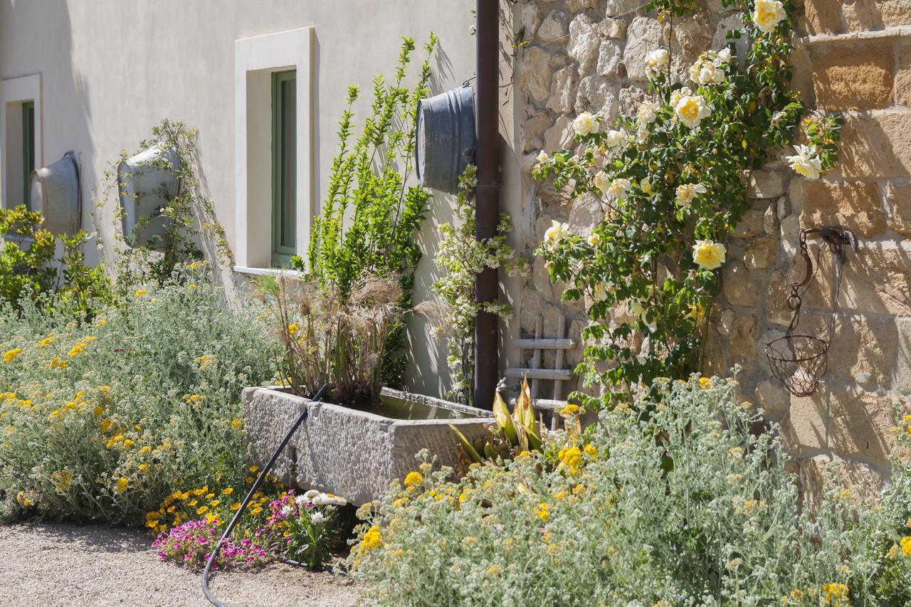 Resort Fontes Episcopi Aragona エクステリア 写真